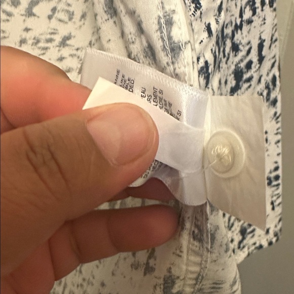 Express Navy and White Patterned Shirt - Picture 3 of 7